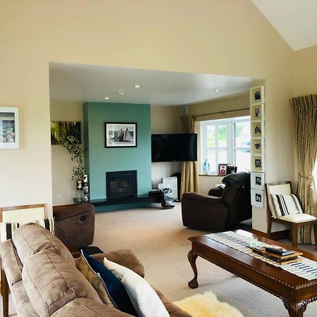 Connemara. 3 Bedroom, 8 Bed, Holiday Home Galway Dış mekan fotoğraf