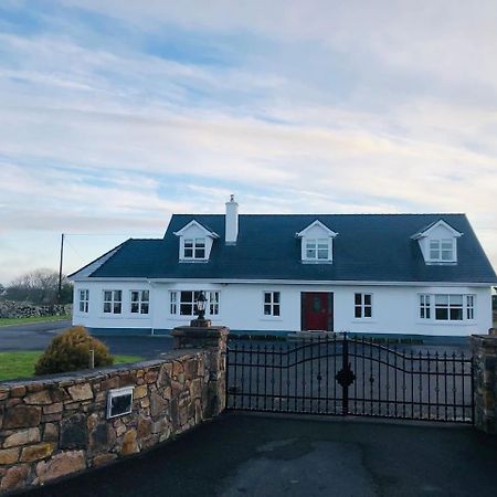 Connemara. 3 Bedroom, 8 Bed, Holiday Home Galway Dış mekan fotoğraf