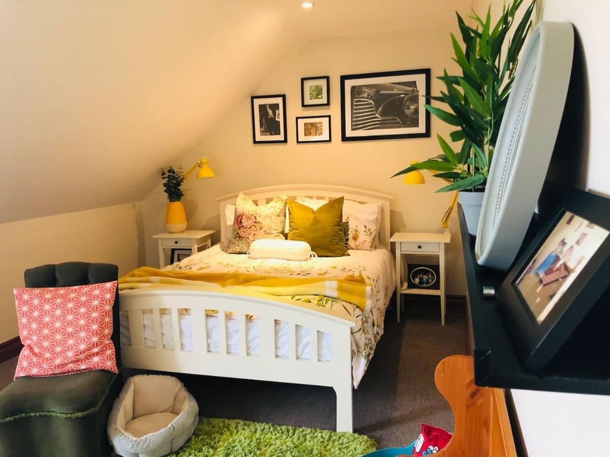 Connemara. 3 Bedroom, 8 Bed, Holiday Home Galway Dış mekan fotoğraf