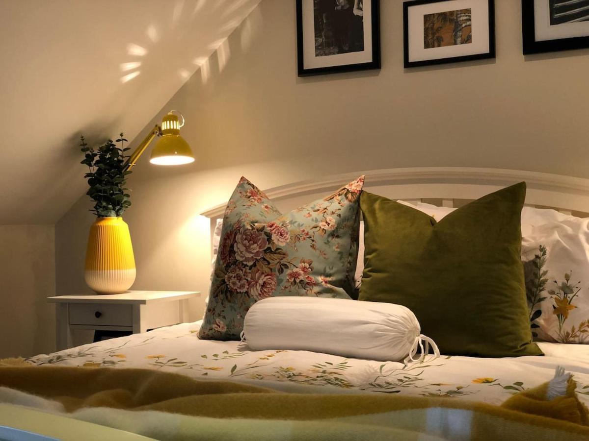 Connemara. 3 Bedroom, 8 Bed, Holiday Home Galway Dış mekan fotoğraf