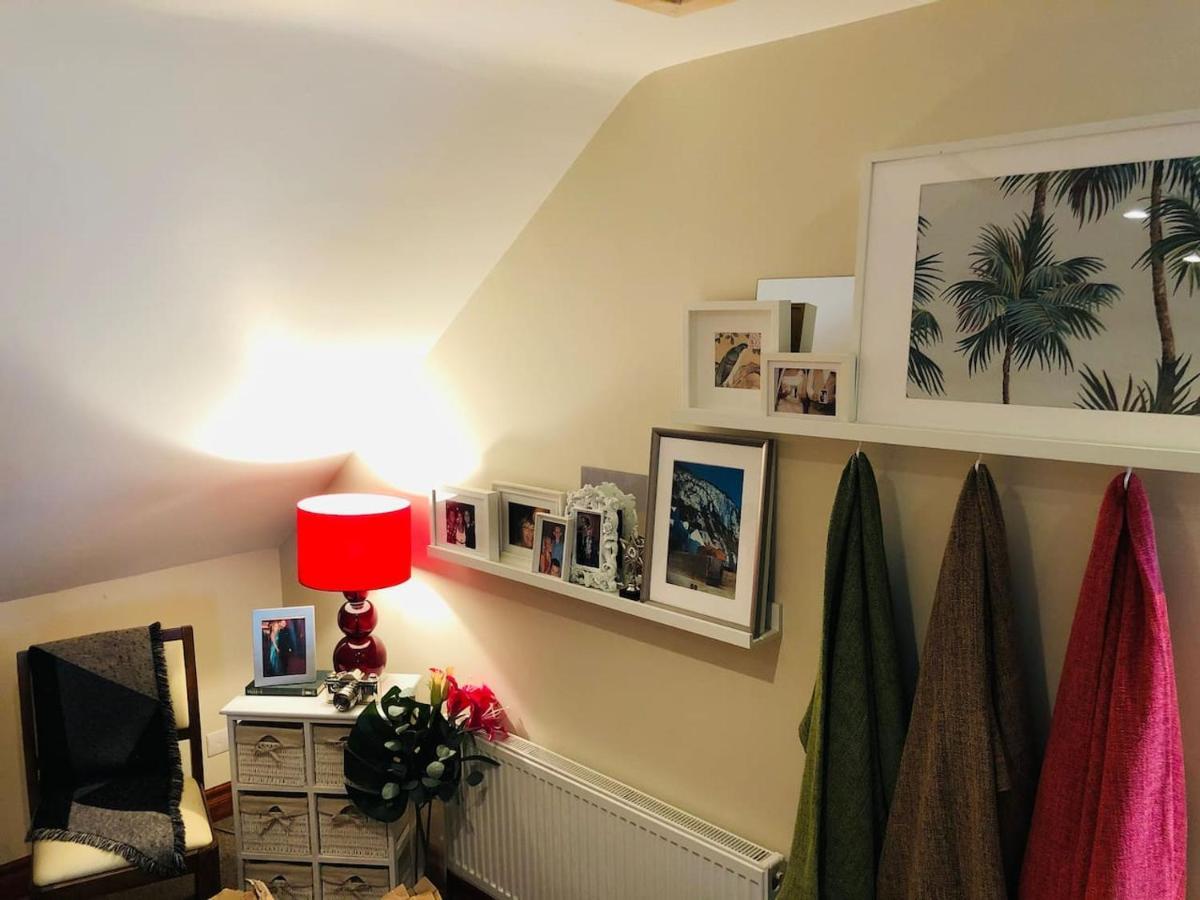 Connemara. 3 Bedroom, 8 Bed, Holiday Home Galway Dış mekan fotoğraf