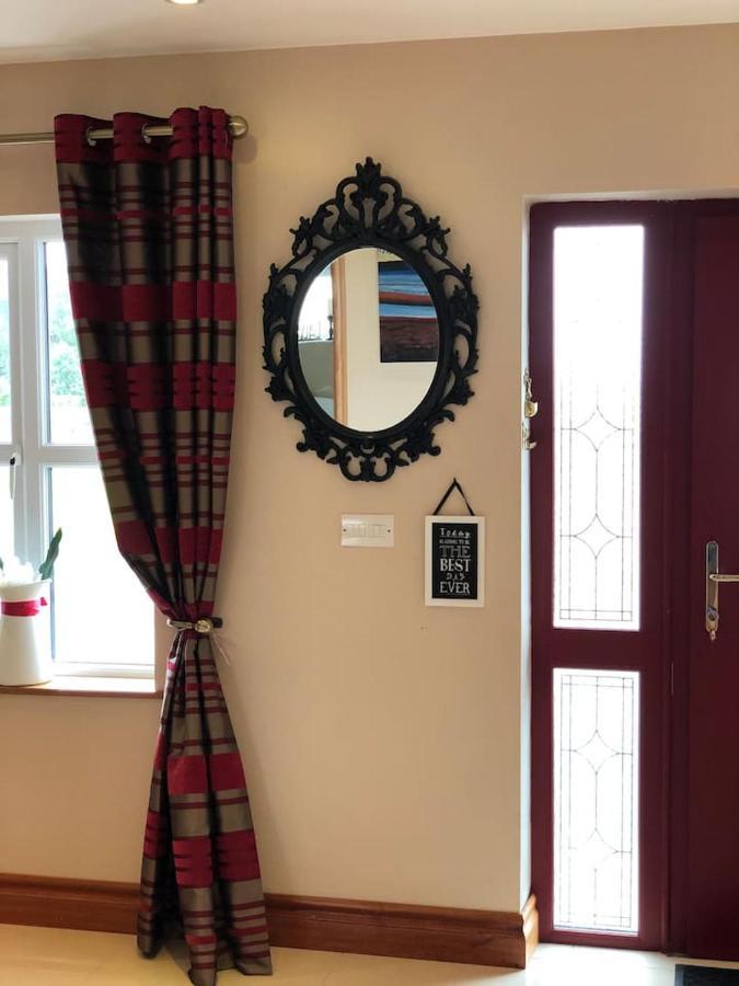 Connemara. 3 Bedroom, 8 Bed, Holiday Home Galway Dış mekan fotoğraf