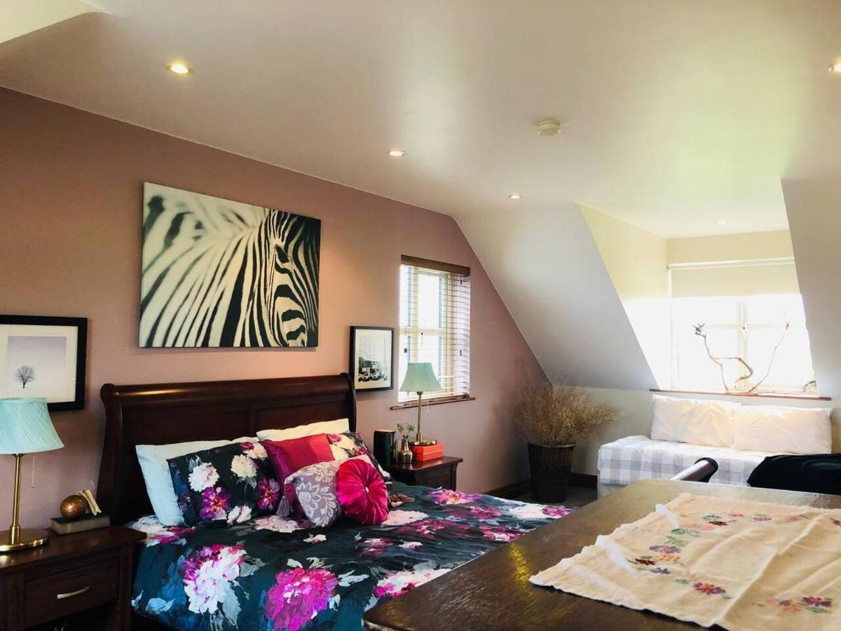 Connemara. 3 Bedroom, 8 Bed, Holiday Home Galway Dış mekan fotoğraf